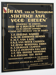 905479 Afbeelding van de herinneringsplaquette aan de opening in 1930, aan de gevel van het Stichtsch Asyl voor Dieren ...